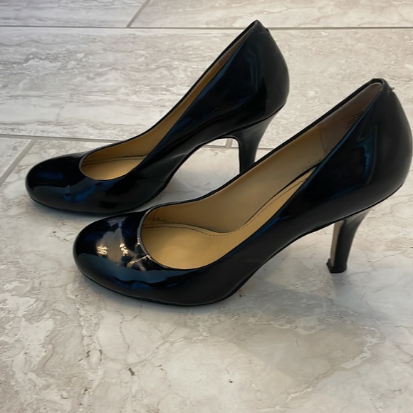 Nine West Ambitious Black Patton Leather Pumps - Picture 1 of 8